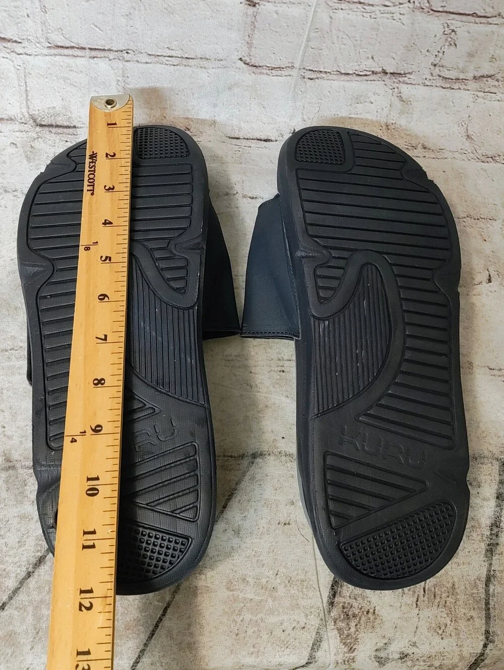 Kuru  Moment Premium Slides Mens 11 Orthopedic Slim Ons Swim Beach